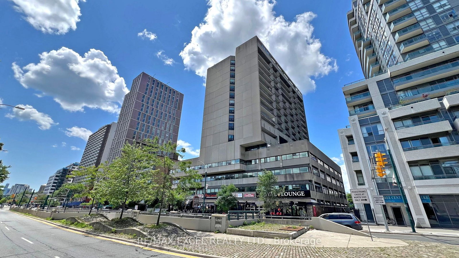 720-spadina-avenue-toronto-ontario-c13476164