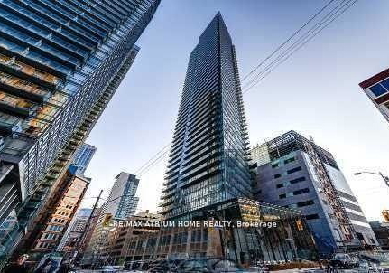 832-bay-street-toronto-ontario-c13476396