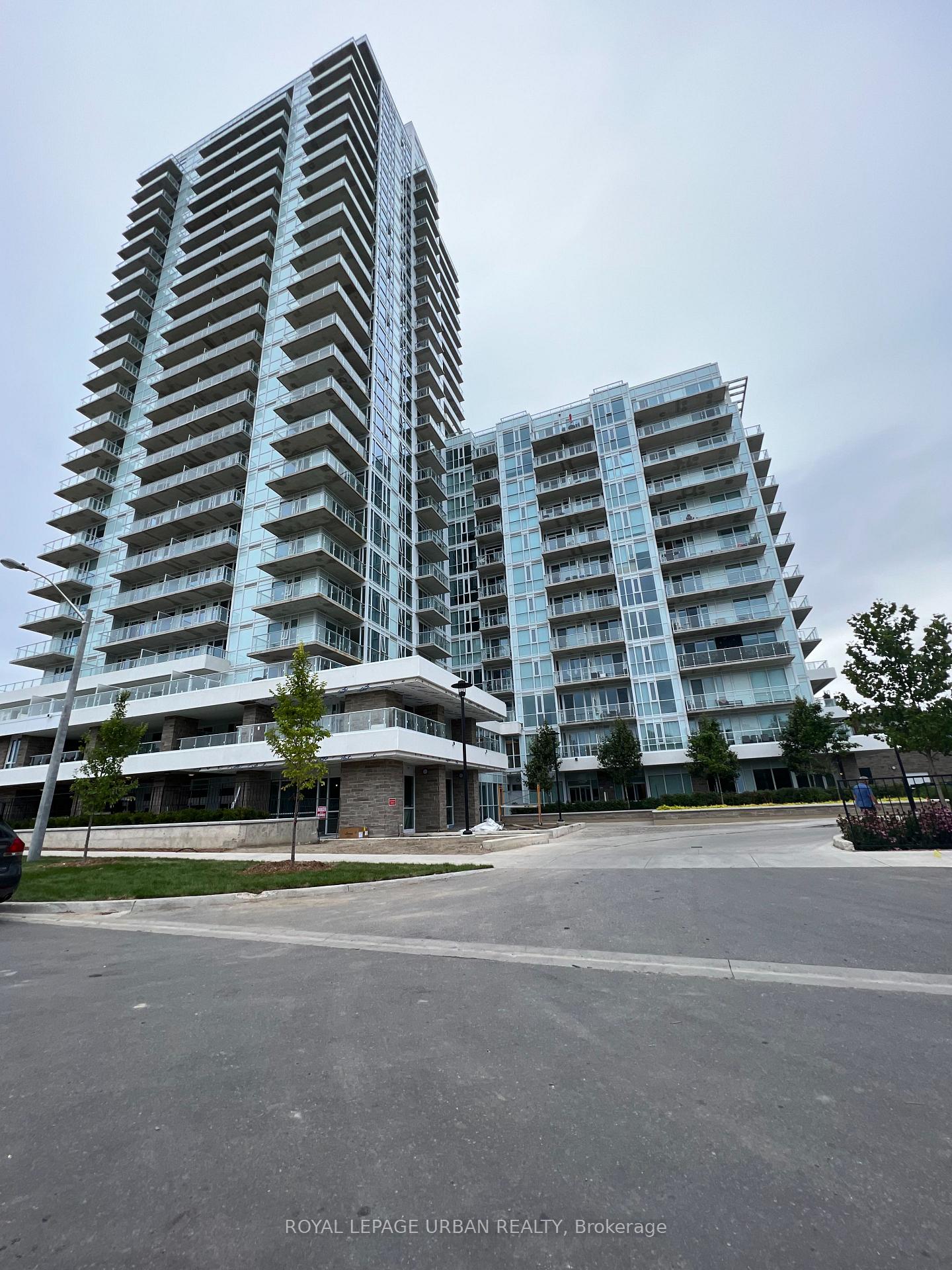 10-deerlick-court-north-york-ontario-c13476572