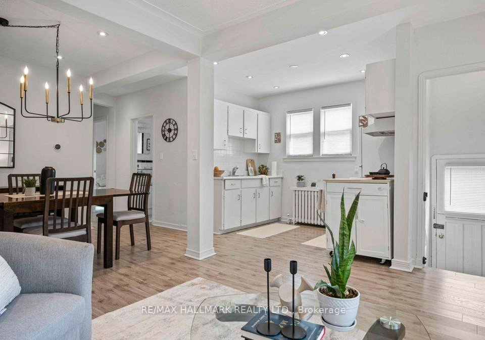 34-gloucester-grove-toronto-ontario-c13476686