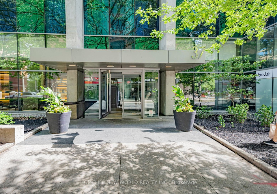 37-grosvenor-street-toronto-ontario-c13477022