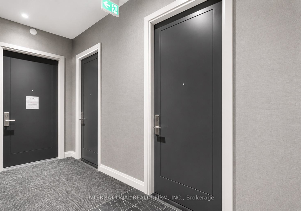 33-frederick-todd-way-w-east-york-ontario-c13477346