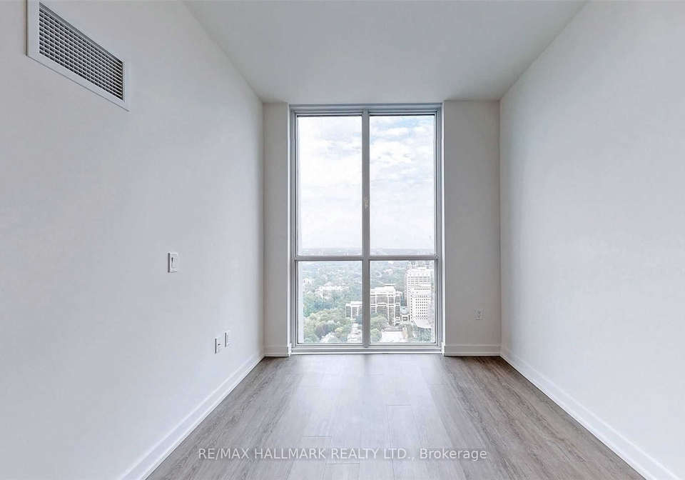 1-yorkville-avenue-toronto-ontario-c13477458