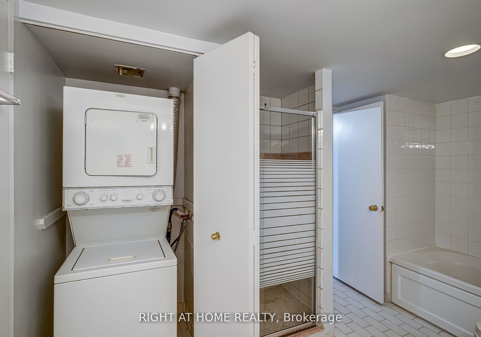 44-st-joseph-street-toronto-ontario-c13477460