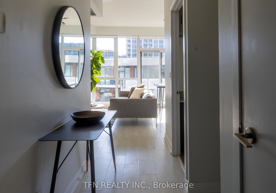 50-bruyeres-mews-toronto-ontario-c13477804