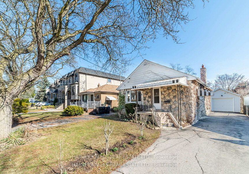 139-kingsdale-avenue-north-york-ontario-c13477806