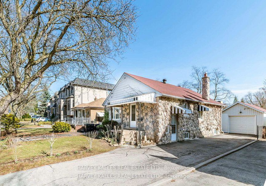 139-kingsdale-avenue-north-york-ontario-c13477806