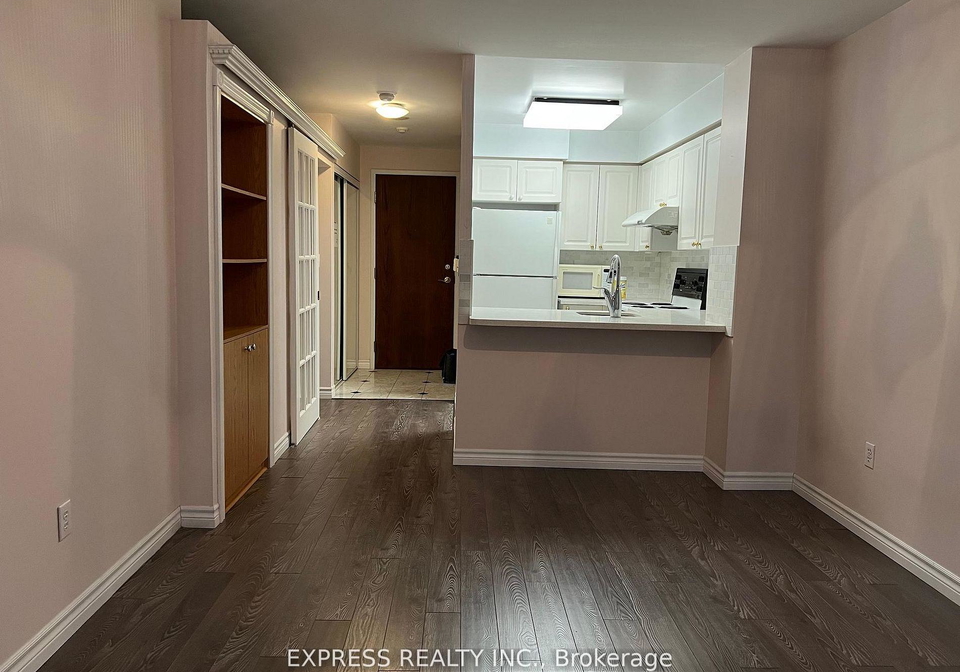 8-pemberton-avenue-north-york-ontario-c13477914