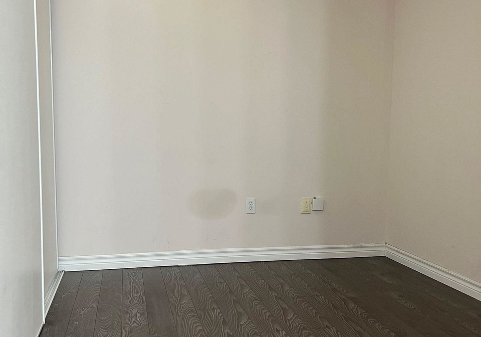 8-pemberton-avenue-north-york-ontario-c13477914