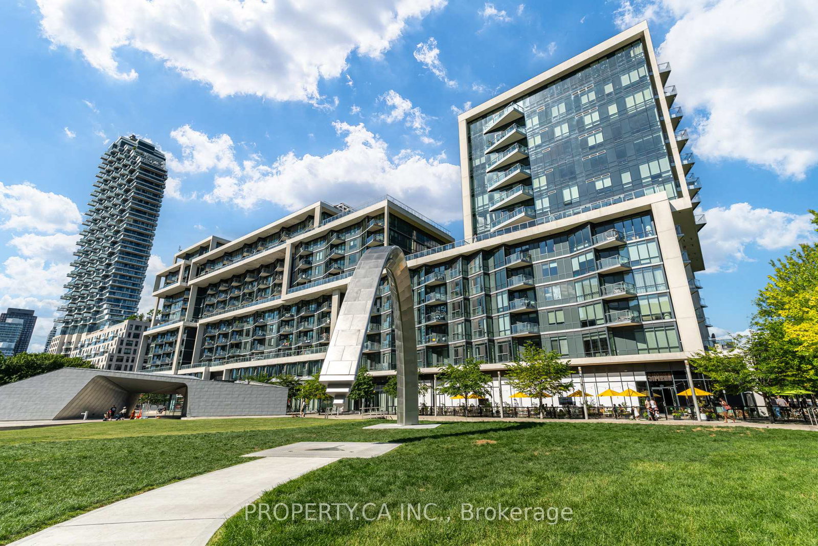 15-merchants-wharf-toronto-ontario-c13478226