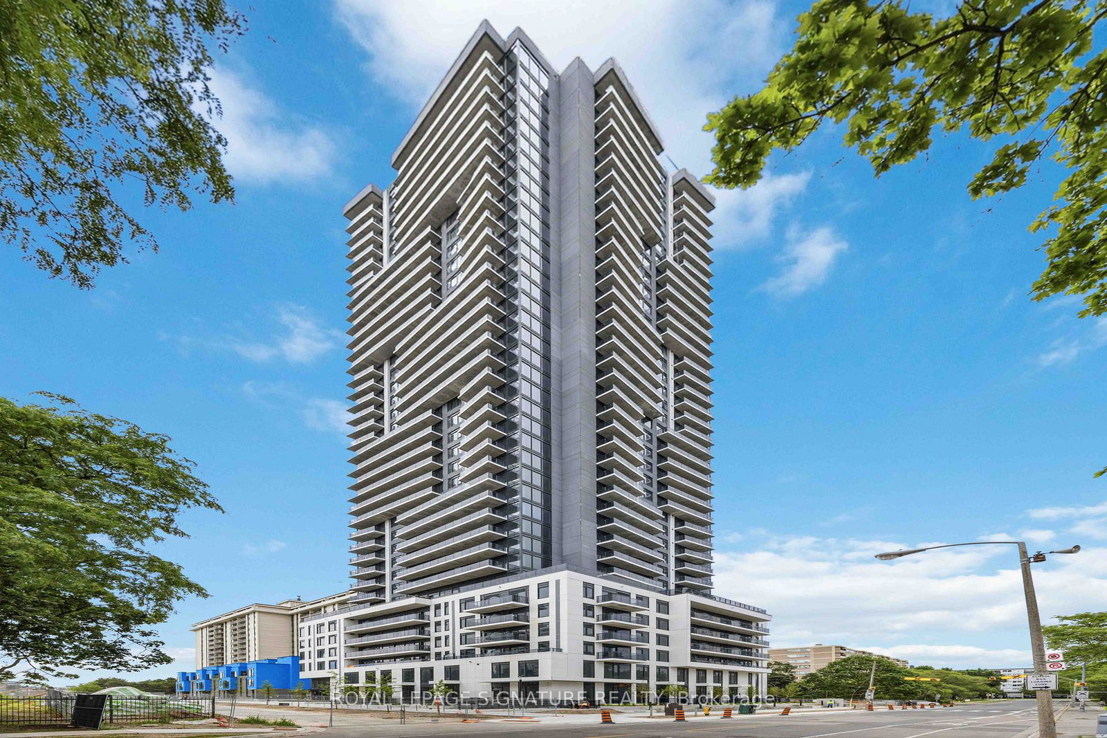 15-david-salomon-drive-east-york-ontario-c13478702