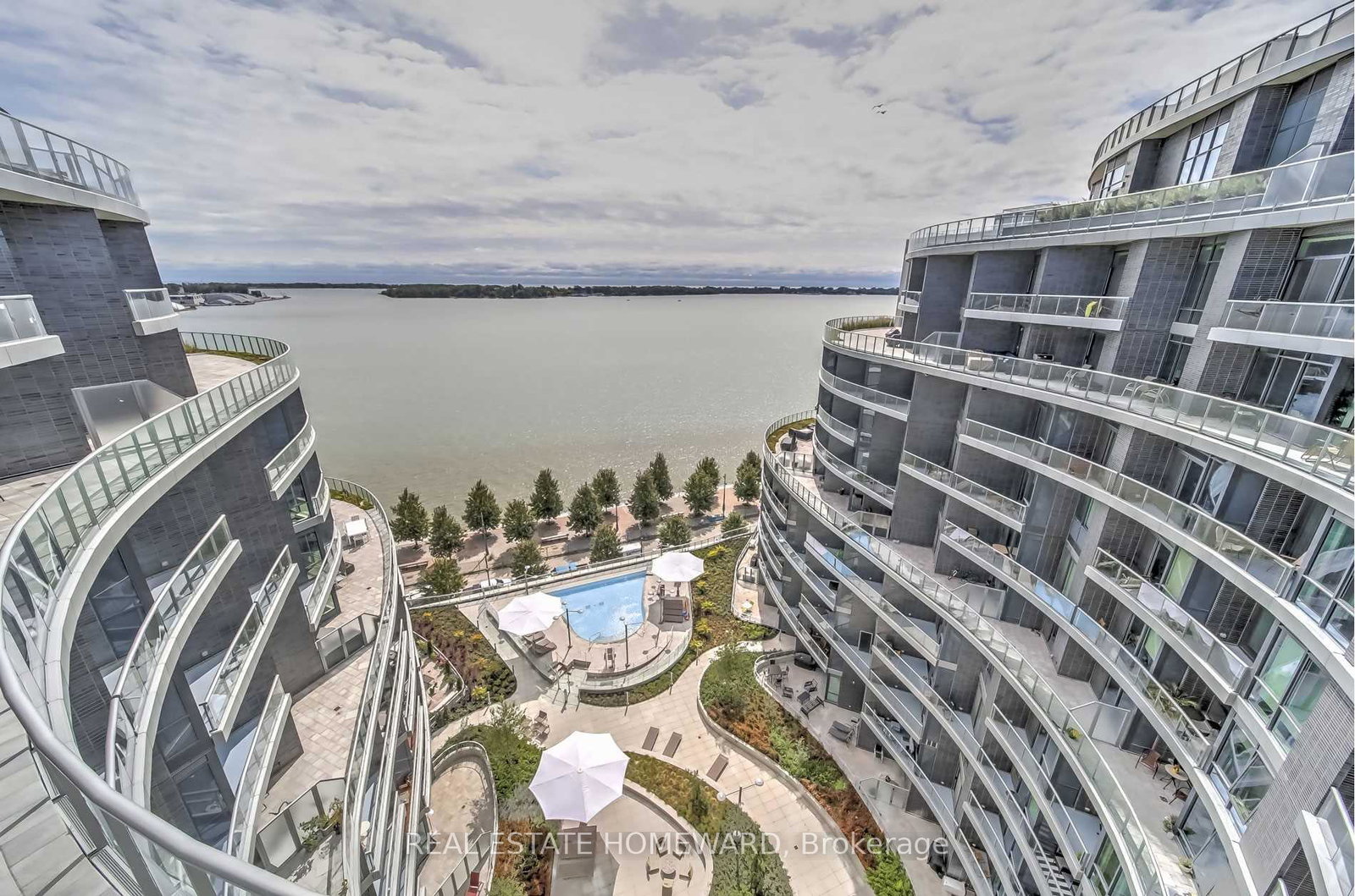1-edgewater-drive-s-toronto-ontario-c13478854
