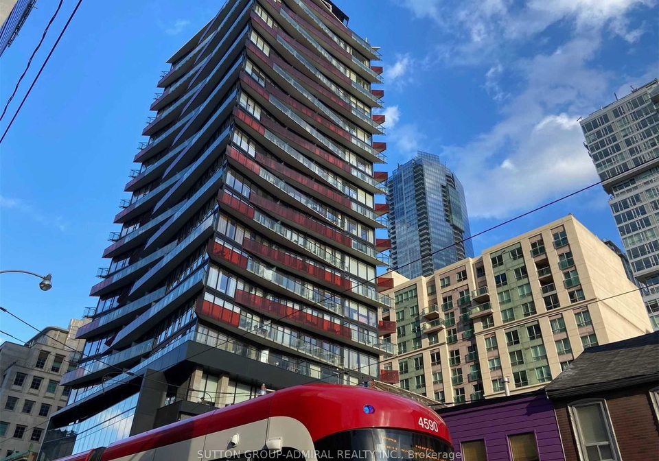 215-queen-street-w-toronto-ontario-c13479064