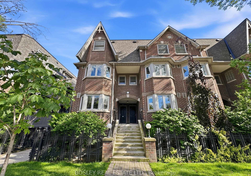 889-adelaide-street-w-toronto-ontario-c13479074