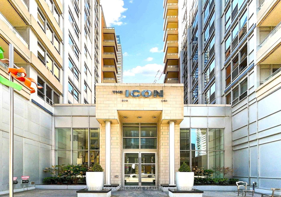250-wellington-street-toronto-ontario-c13479116