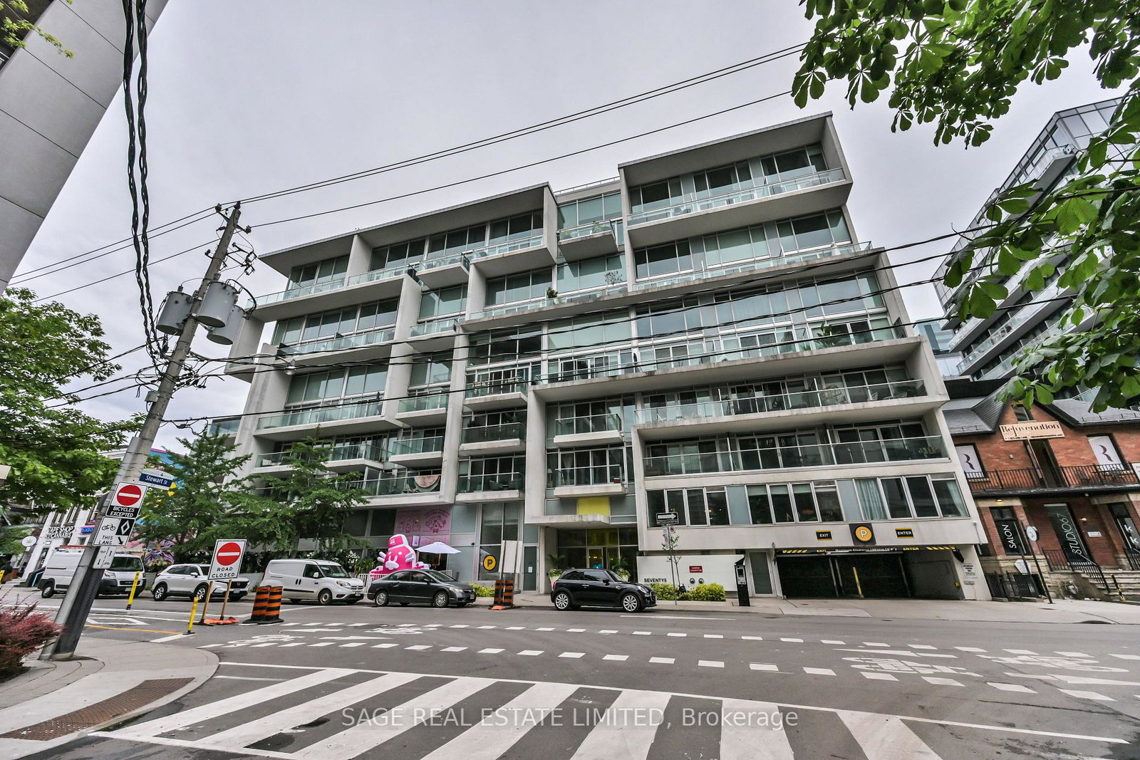 75-portland-street-toronto-ontario-c13479414