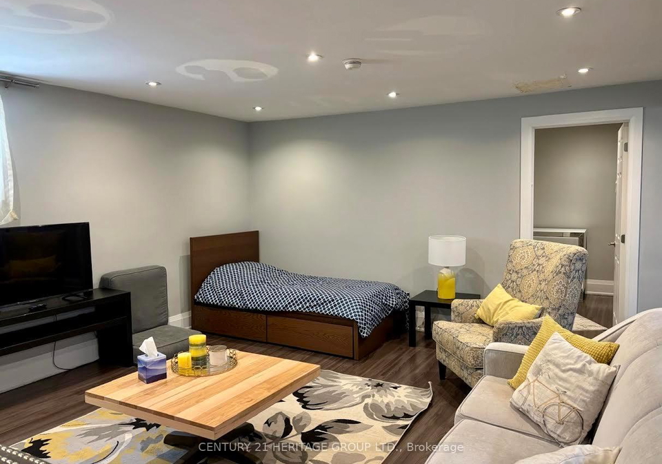 34-robinter-drive-north-york-ontario-c13479422