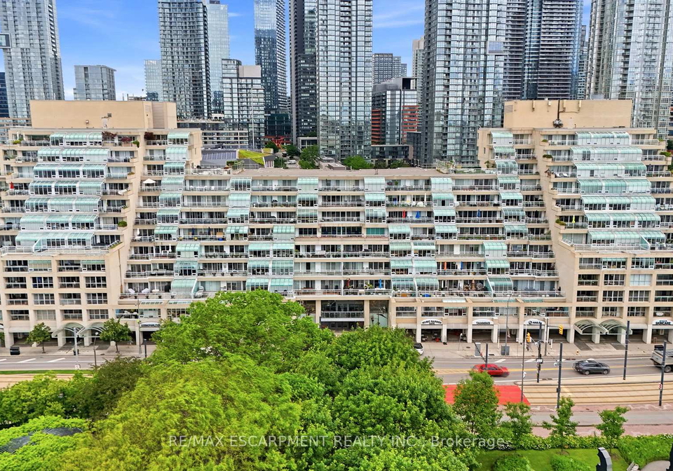 460-queens-quay-way-w-toronto-ontario-c13479452