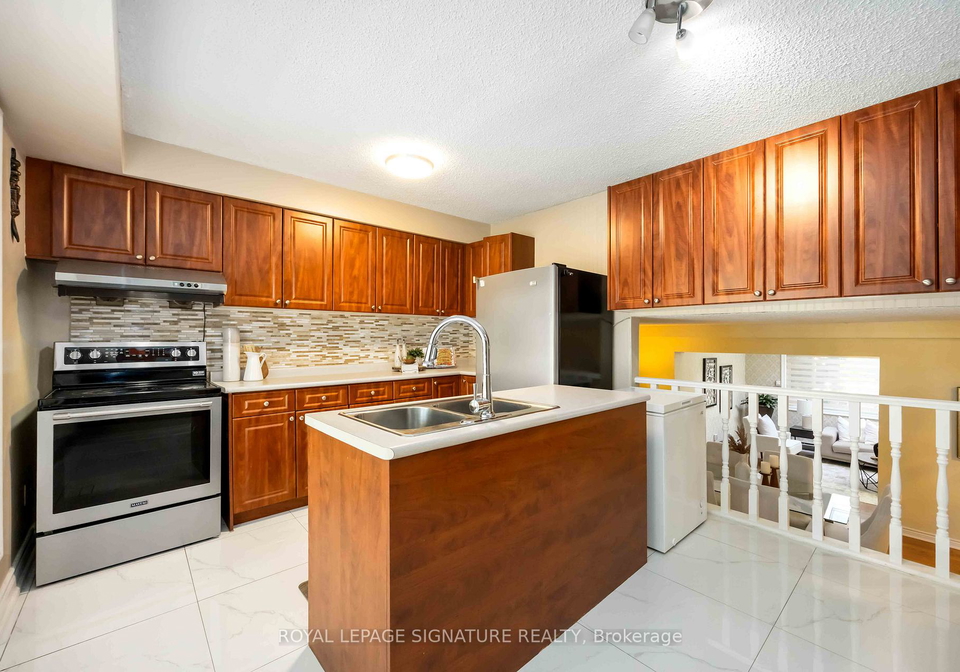 104-billington-crescent-north-york-ontario-c13479502