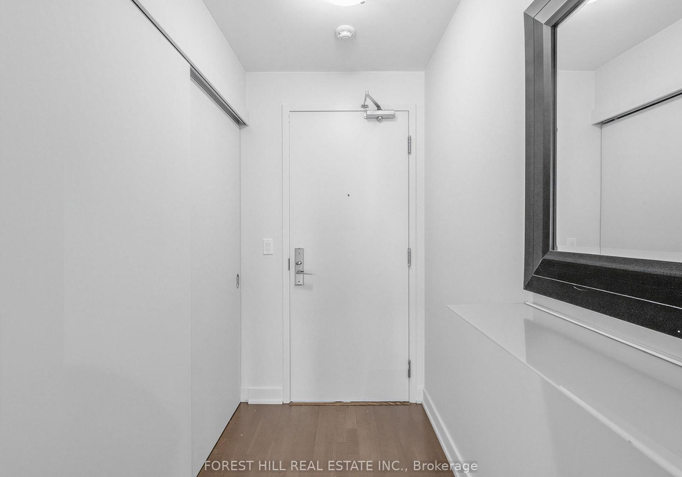 21-nelson-street-toronto-ontario-c13479696