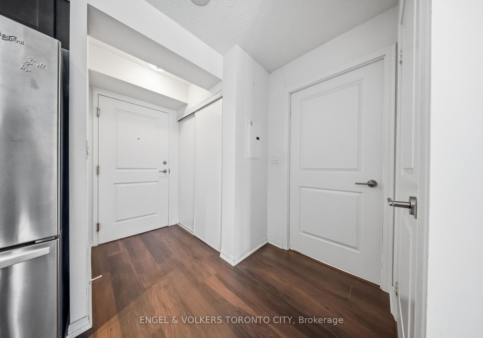 38-grand-magazine-street-toronto-ontario-c13479830