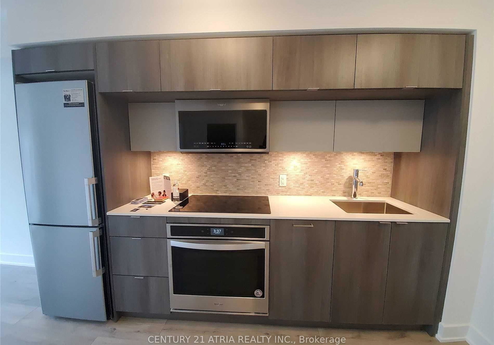 585-bloor-street-e-toronto-ontario-c13479932