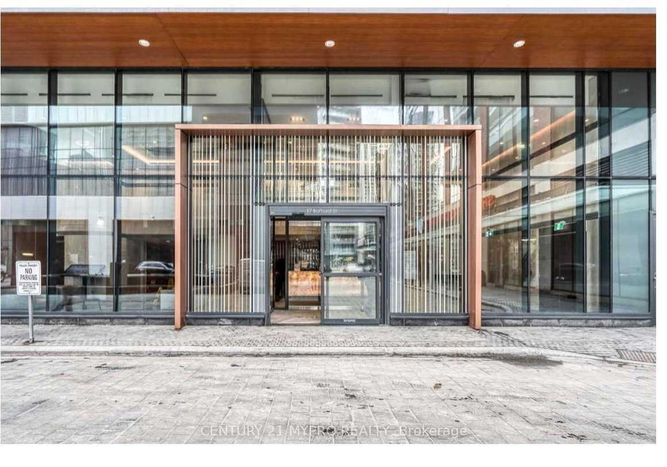 17-bathurst-street-toronto-ontario-c13479994