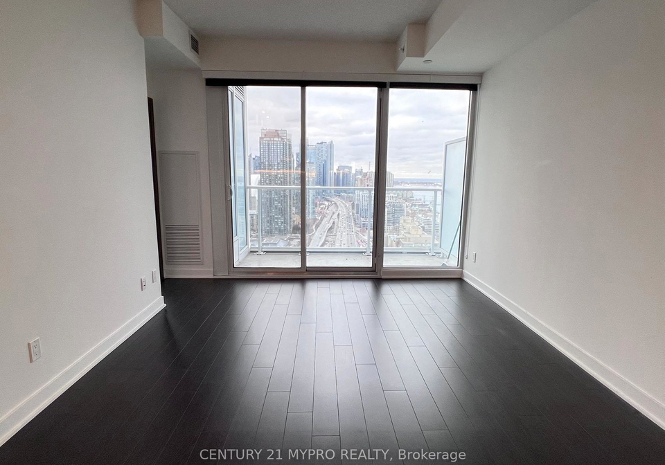 17-bathurst-street-toronto-ontario-c13479994