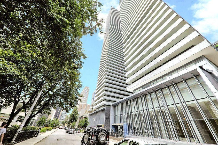 42-charles-street-e-toronto-ontario-c13480312