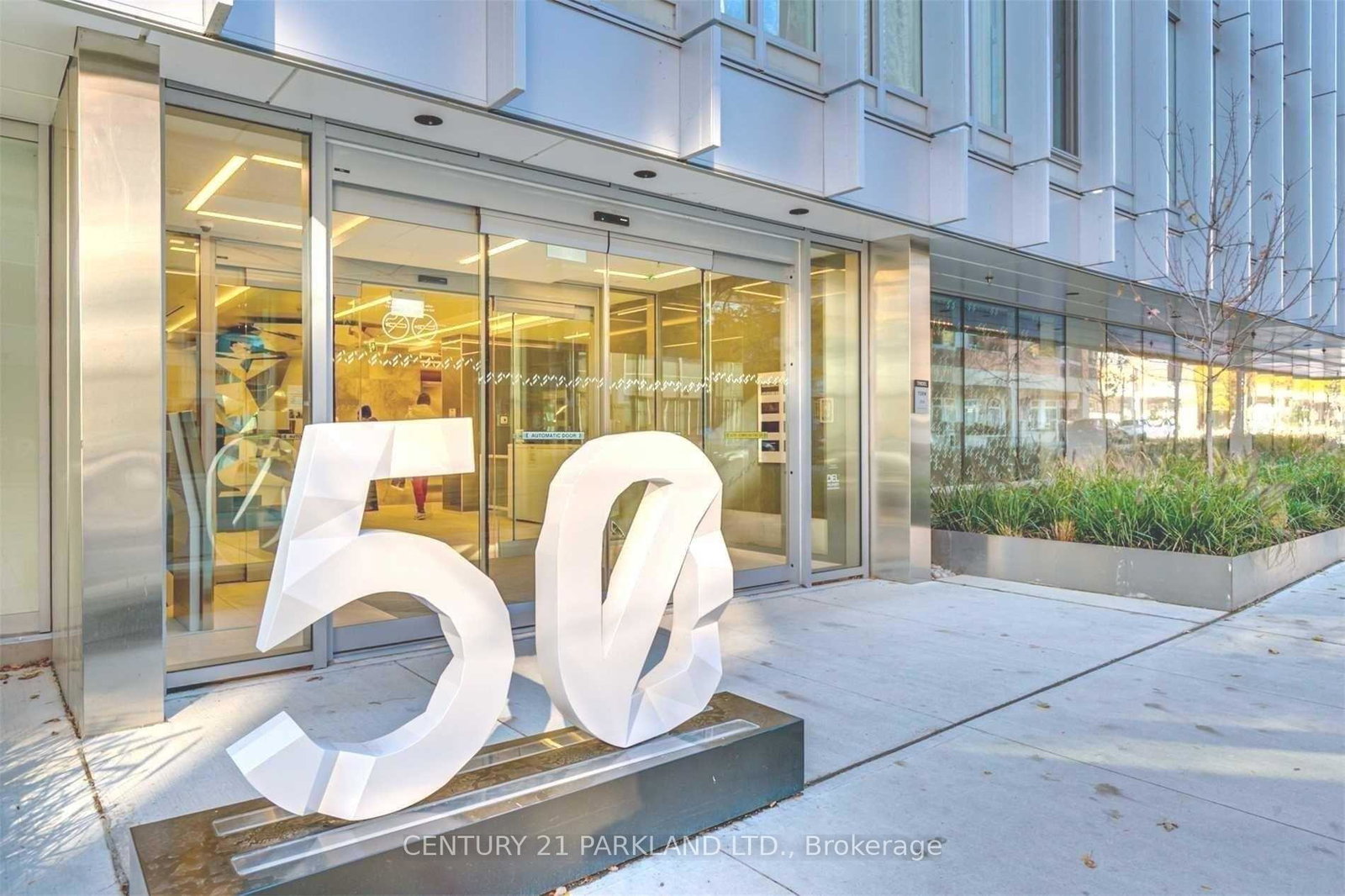 50-mccaul-street-toronto-ontario-c13480366