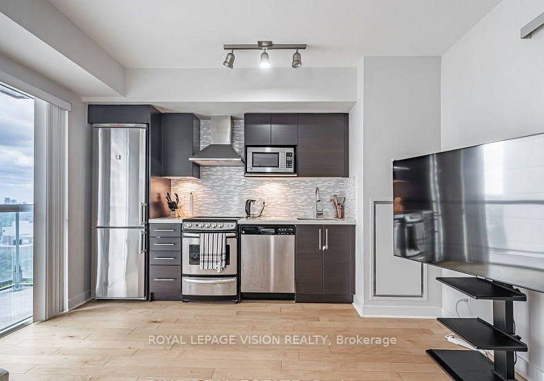 58-orchard-view-boulevard-toronto-ontario-c13480916