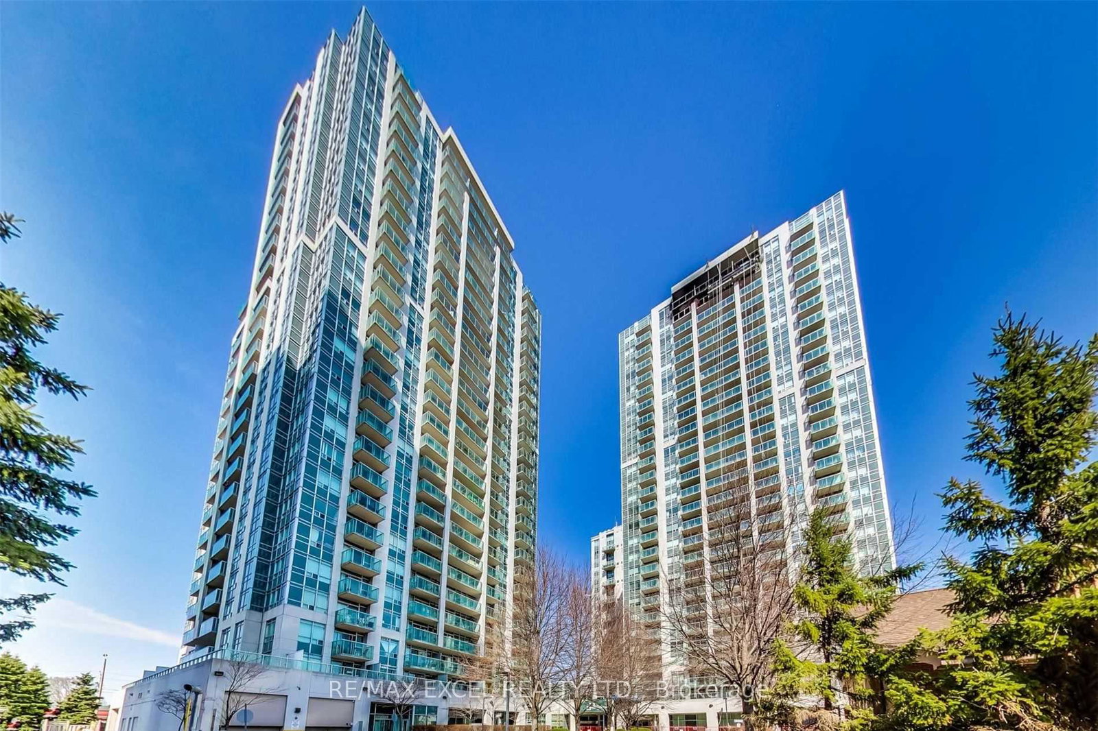 18-harrison-garden-boulevard-north-york-ontario-c13481206