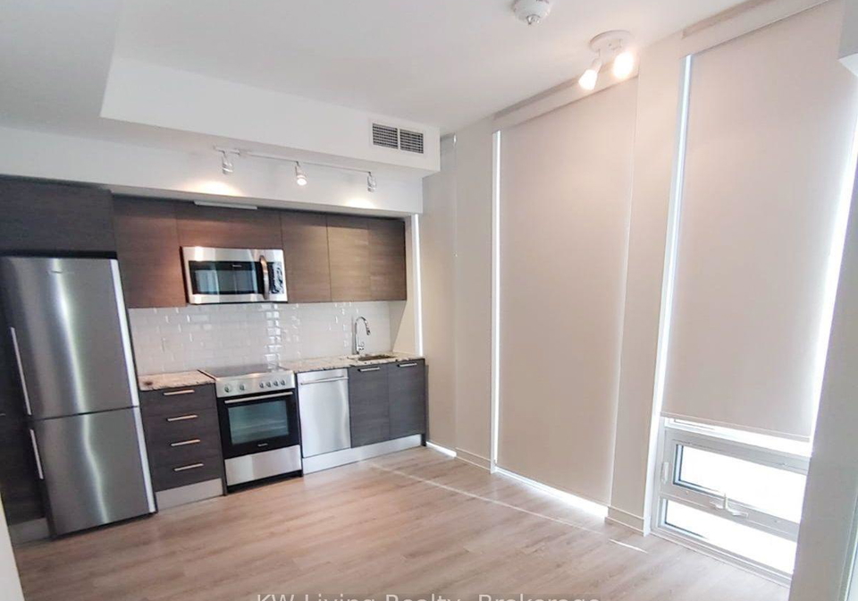 28-wellesley-street-e-toronto-ontario-c13481370