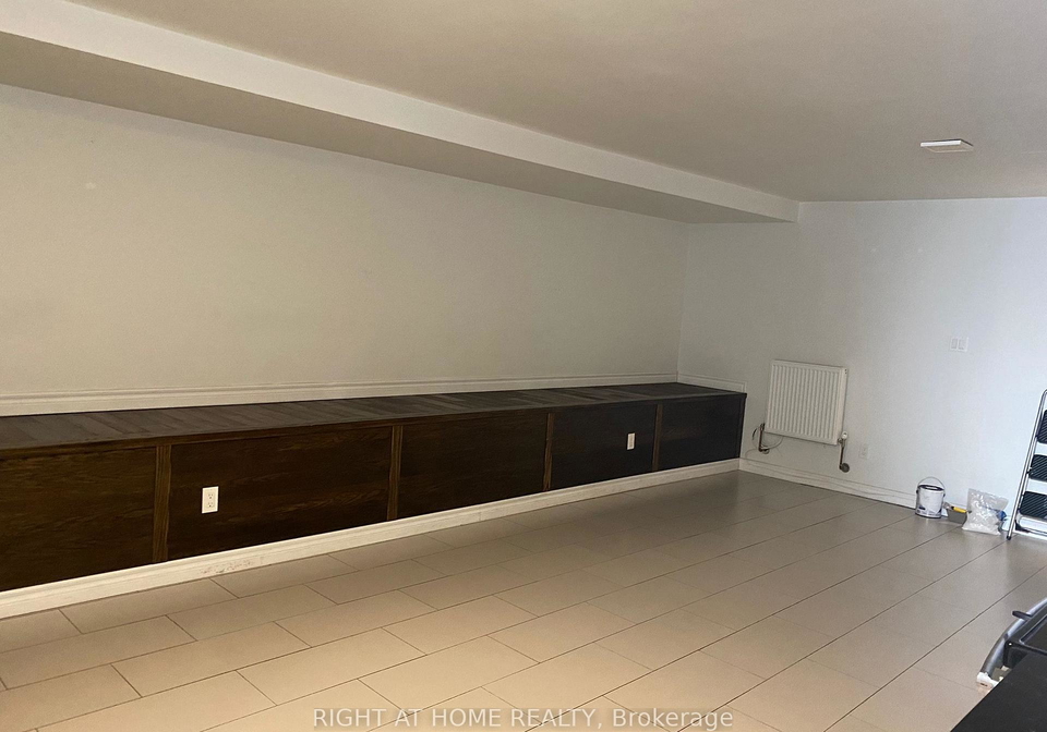 570-bathurst-street-toronto-ontario-c13481374