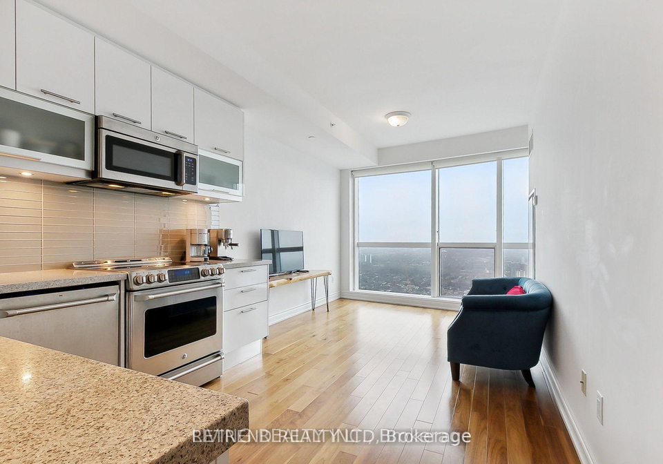 388-yonge-street-toronto-ontario-c13481474