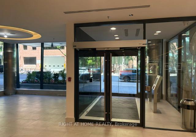 28-ted-rogers-way-toronto-ontario-c13481566