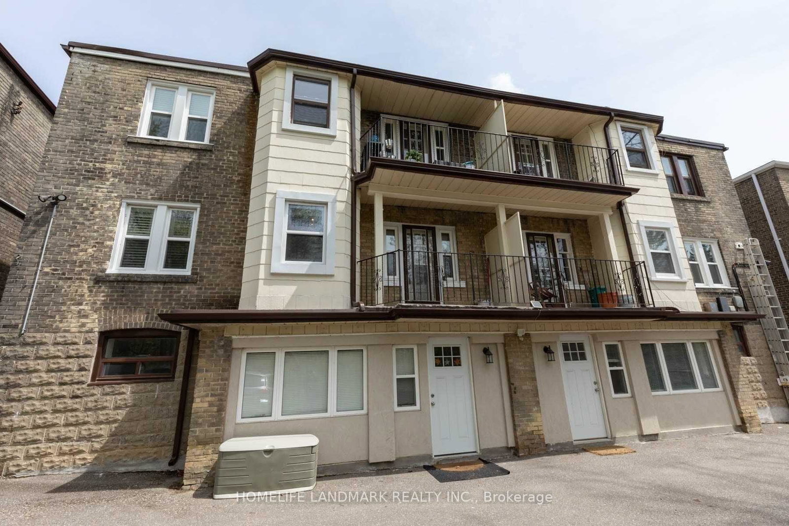 103105-chatsworth-drive-toronto-ontario-c13481594