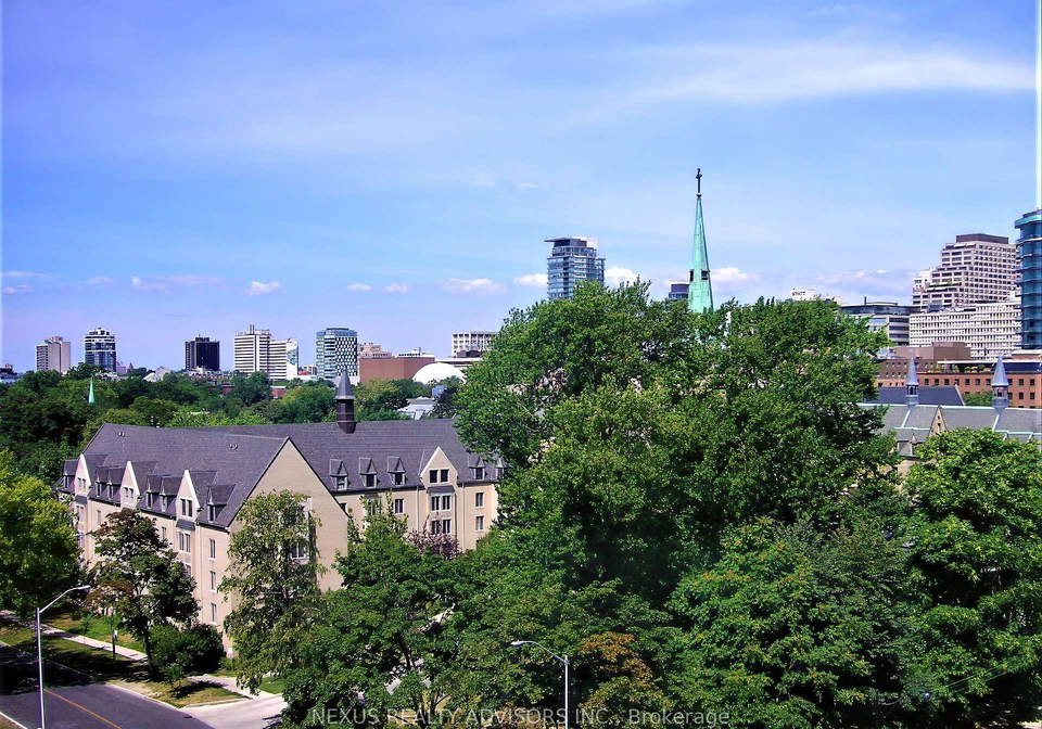 1001-bay-street-toronto-ontario-c13481652