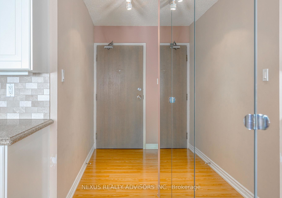 1001-bay-street-toronto-ontario-c13481652