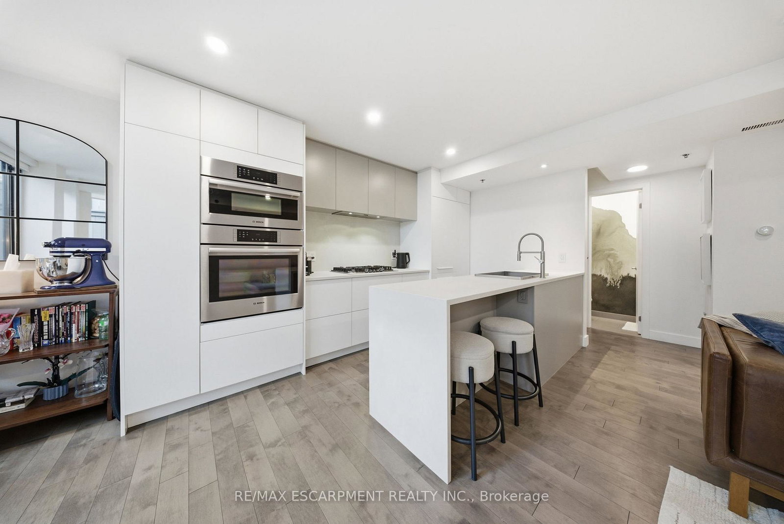 127-queen-street-e-toronto-ontario-c13481694