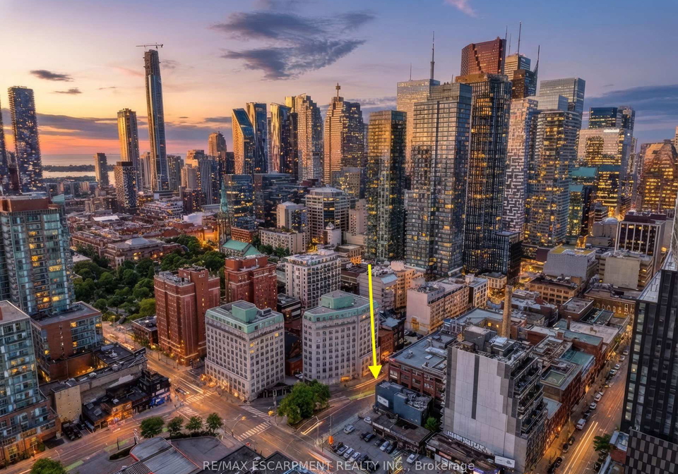 127-queen-street-e-toronto-ontario-c13481694