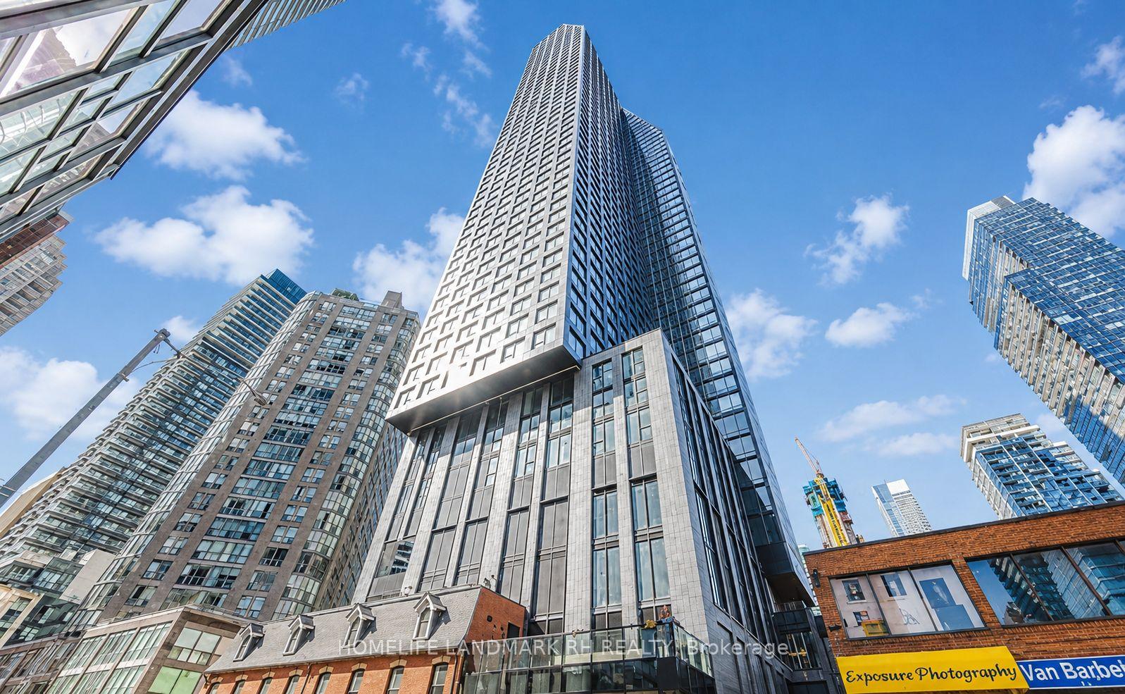 8-wellesley-street-w-toronto-ontario-c13482152