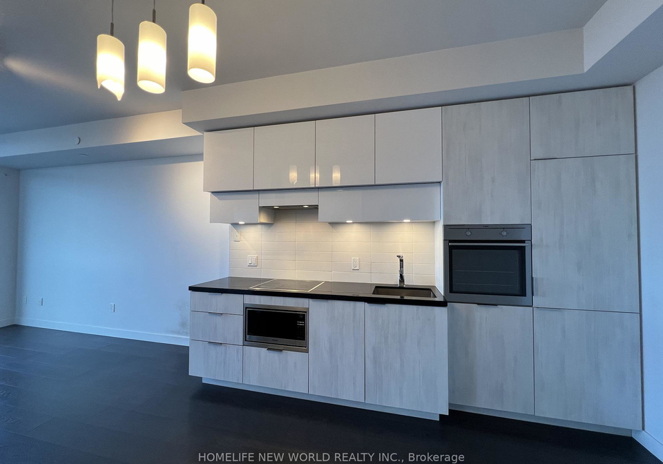 8-eglinton-avenue-e-toronto-ontario-c13482164