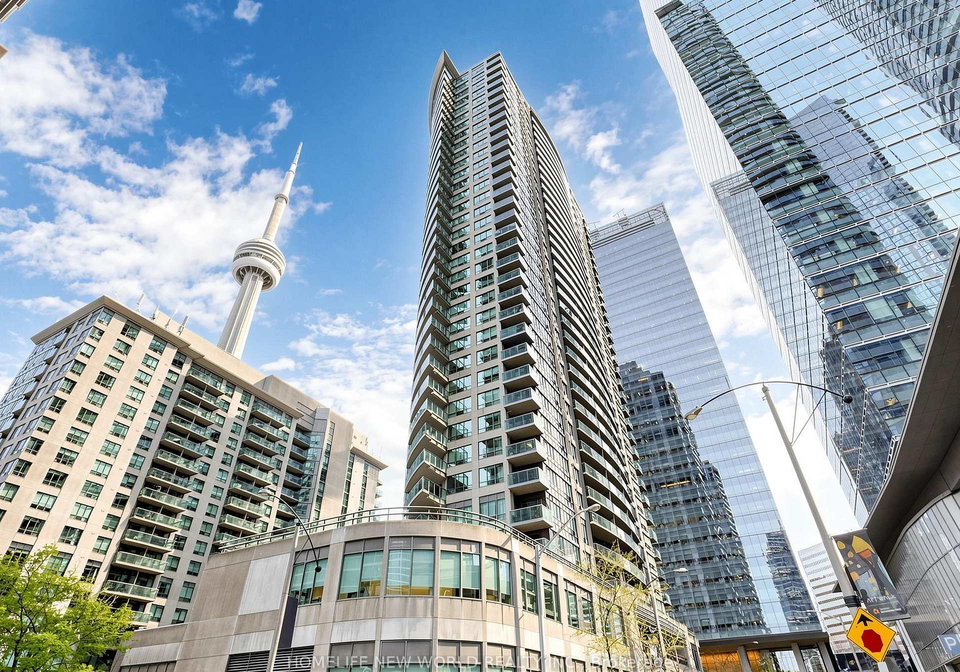 30-grand-trunk-crescent-toronto-ontario-c13482166