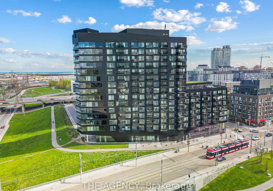 51-trolley-crescent-toronto-ontario-c13482242