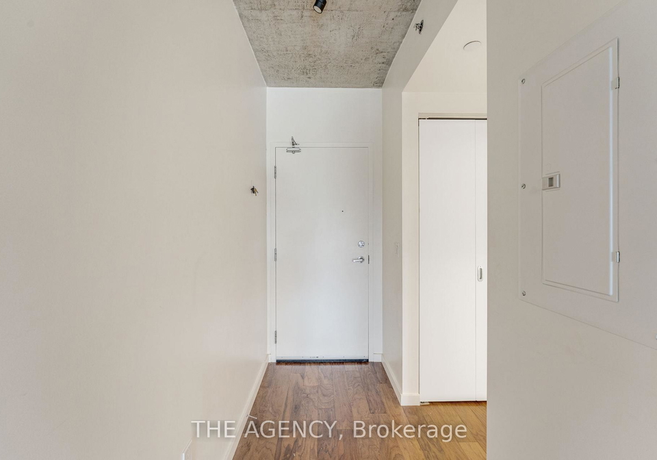 51-trolley-crescent-toronto-ontario-c13482242