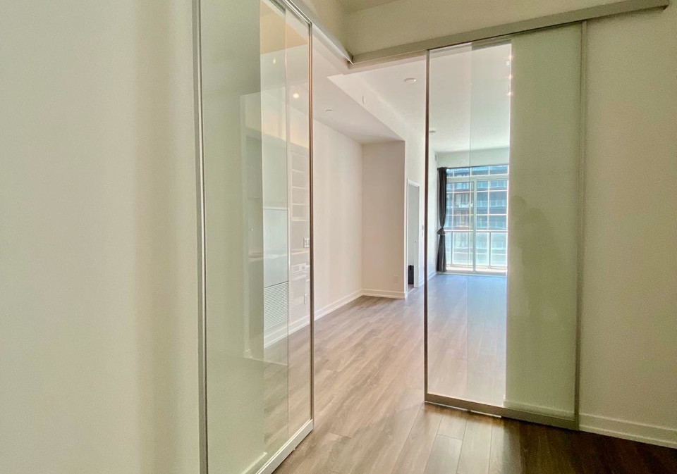 20-edward-street-toronto-ontario-c13483098