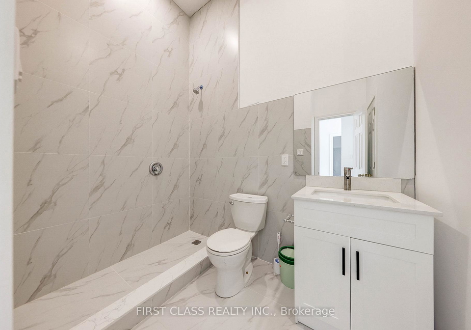 364-huron-street-toronto-ontario-c13483344