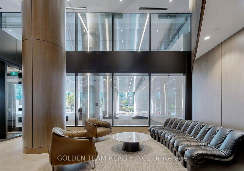 1-concord-cityplace-way-toronto-ontario-c13483424
