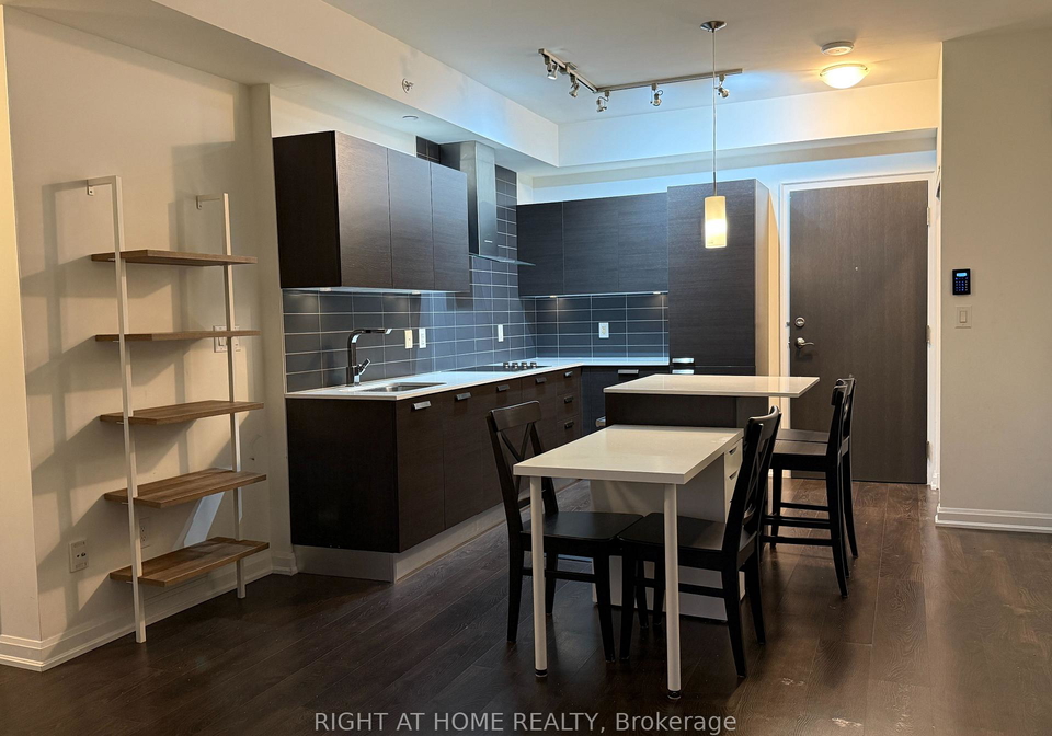 11-bogert-avenue-toronto-ontario-c13483452
